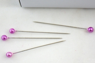 Špendlík - fialová perla malá 55 mm - 1ks