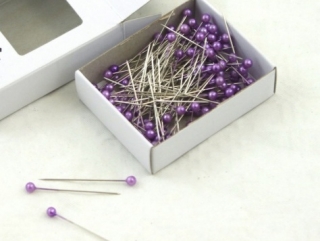 Špendlík - fialová perla malá 40 mm - 1ks